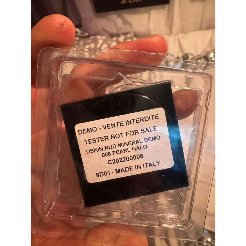 CHRISTIAN DIOR ~ DIORSKIN NUDE AIR LUMINIZER POWDER ~ # 01 ~ 0.21 OZ UNBOXED